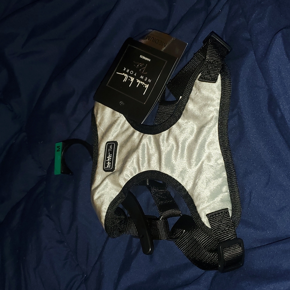 Nicole Miller New York Pets Gray Harness Size M NWT